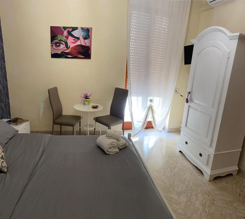La Dimora Di Vesta Acomodação com café da manhã Lecce Exterior foto