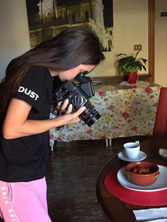 La Dimora Di Vesta Acomodação com café da manhã Lecce Exterior foto